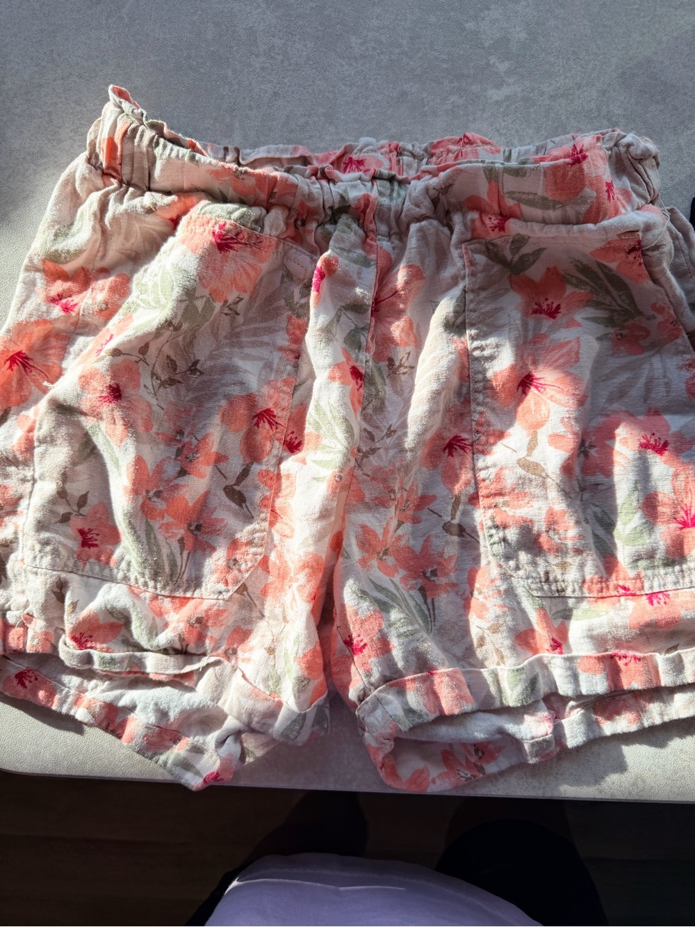Lightweight Floral Women’s Shorts in Peach Pink